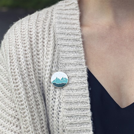 Emaille Pin "Berge "von timi, Button Emaille Pin "Berge "von timi, Button
